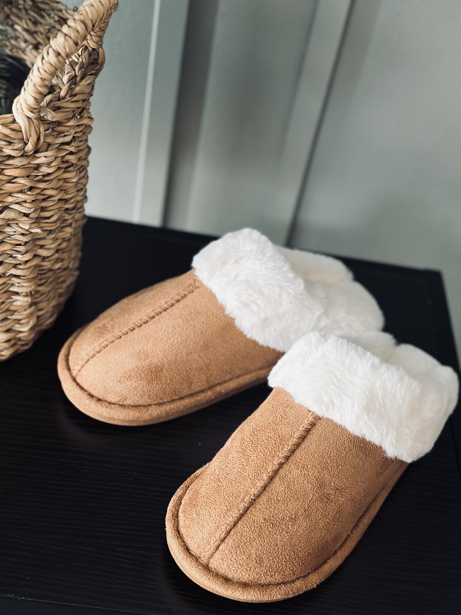 Slippers Cognac