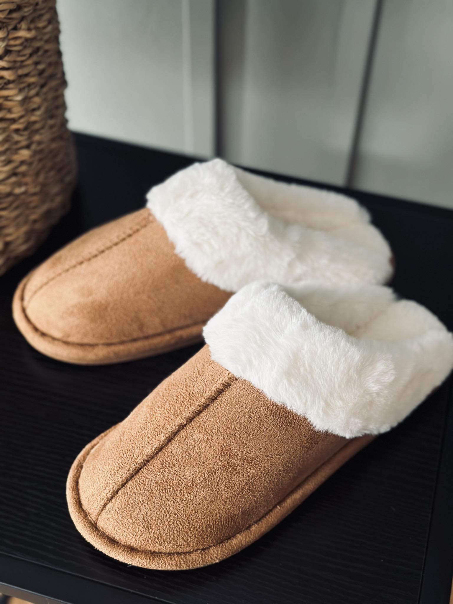 Slippers Cognac